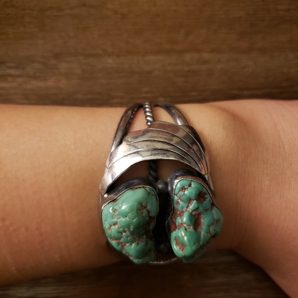 Vintage Sterling Silver Turquoise Cuff Bracelet - Picture 8 of 15